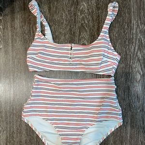 Super cute swimsuit!!